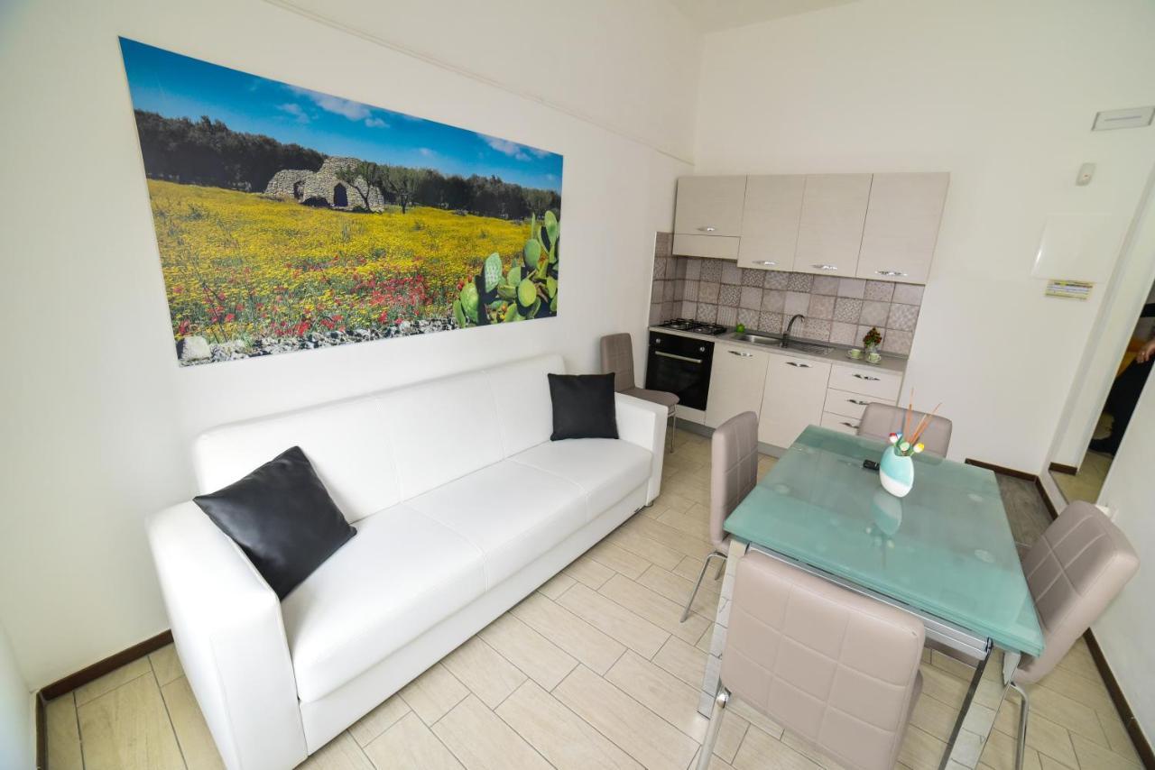 Case Vacanza Via Mozart Porto Cesareo Exteriér fotografie